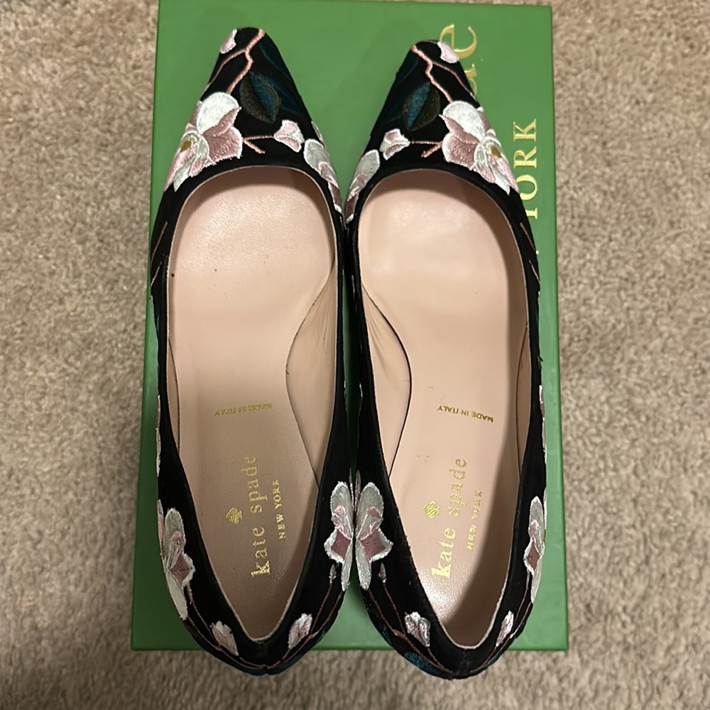 Stunning Kate spade Lynne floral embroidered heels - Picture 7 of 8